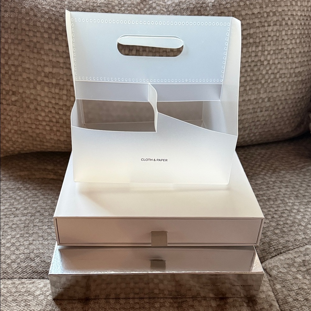Cloth & Paper Archive Boxes and Pop Up Storage